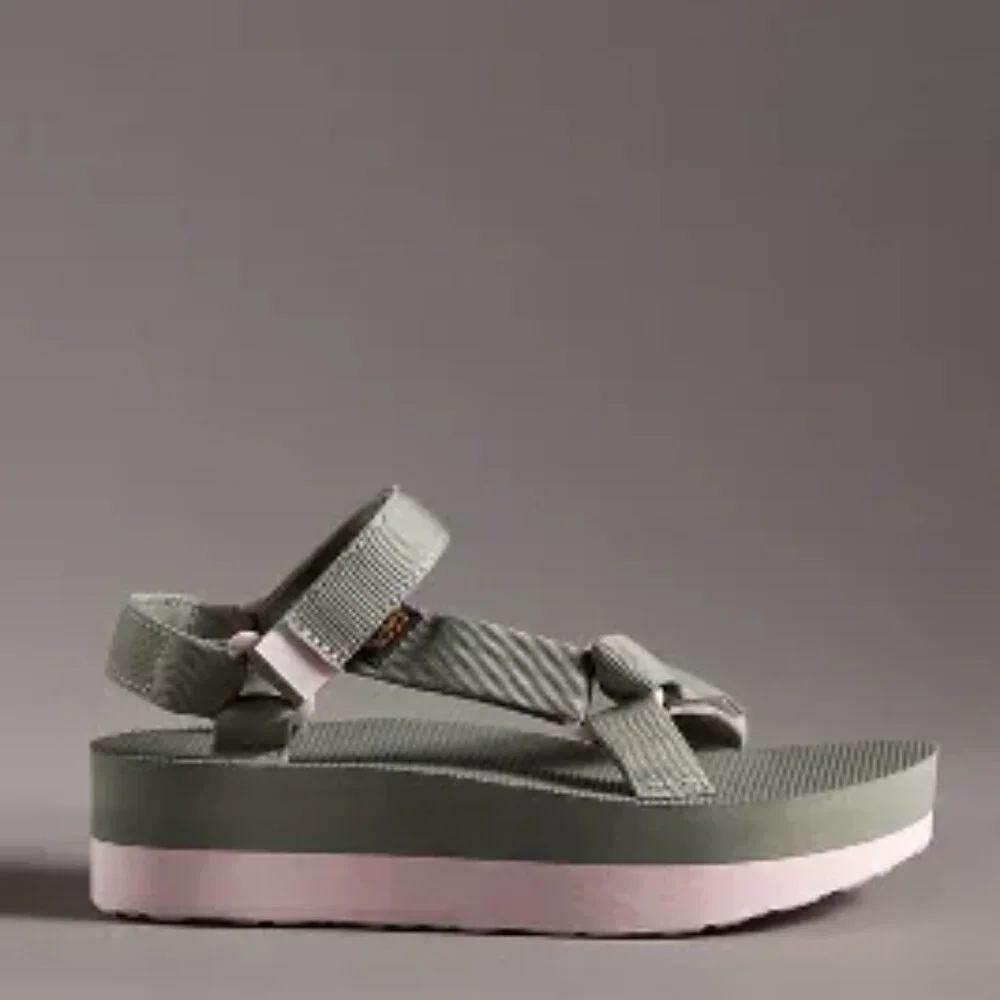 NWT Teva Flatform Universal Sandals from Anthropoloigie - Picture 1 of 7